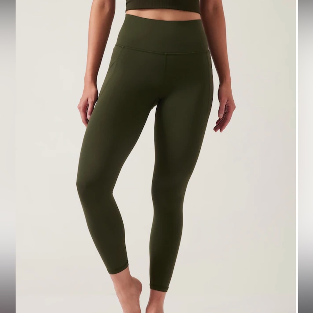 Athleta Stash 7/8 leggings